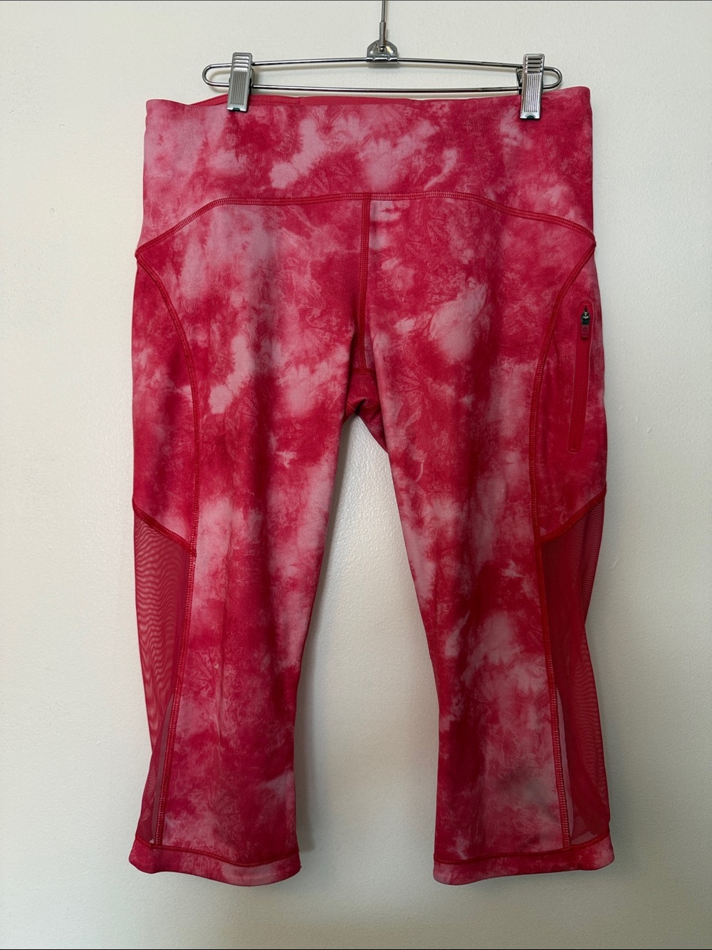 Lululemon Tie-Dye Active Capris